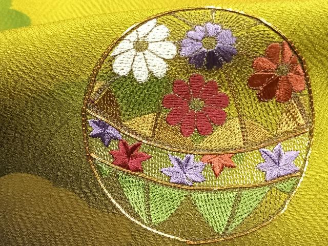 平和屋着物●豪華振袖 駒刺繍 毬 舞桜文 暈し染め 金彩 正絹 逸品 未使用 AABK1146fy