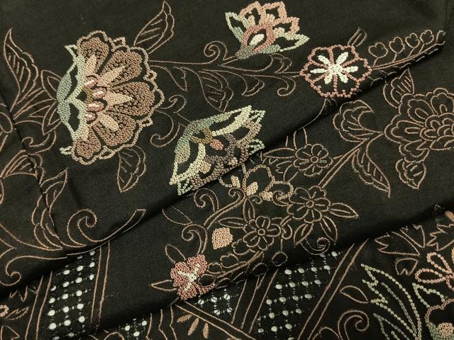 平和屋着物●本場縞大島紬 訪問着 中国三大刺繍 汕頭刺繍 スワトウ刺繍 相良刺繍 総刺繍 作家物 花唐草文 正絹 逸品 AABK1212fy