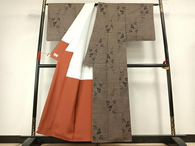 平和屋着物●本場大島紬 7マルキ 草花文 やまと誂製 正絹 逸品 未使用 AABK1325fy