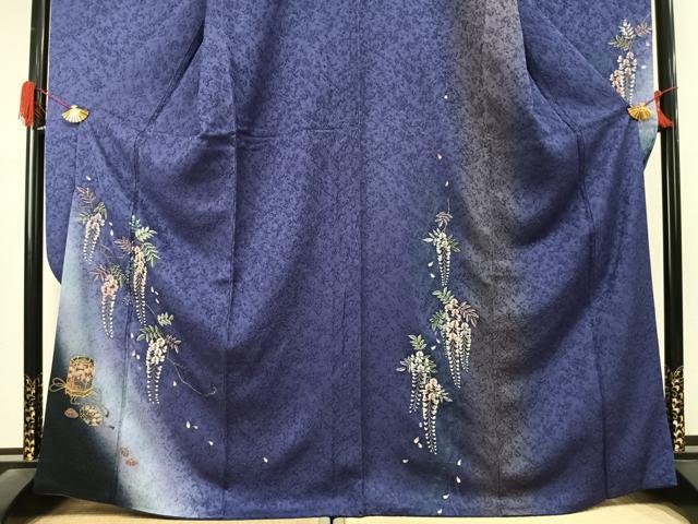 平和屋着物●豪華振袖 駒刺繍 貝桶花文 暈し染め やまと誂製 正絹 逸品 AABK1389fy