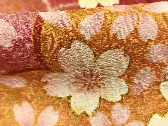 平和屋着物●豪華振袖 舞桜文 暈し染め 金彩 金通し地 正絹 逸品 AABK1627fy