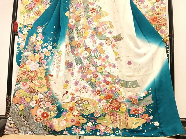平和屋着物●豪華振袖 駒刺繍 草花文 暈し染め 金彩 銀通し地 正絹 逸品 AABK1628fy