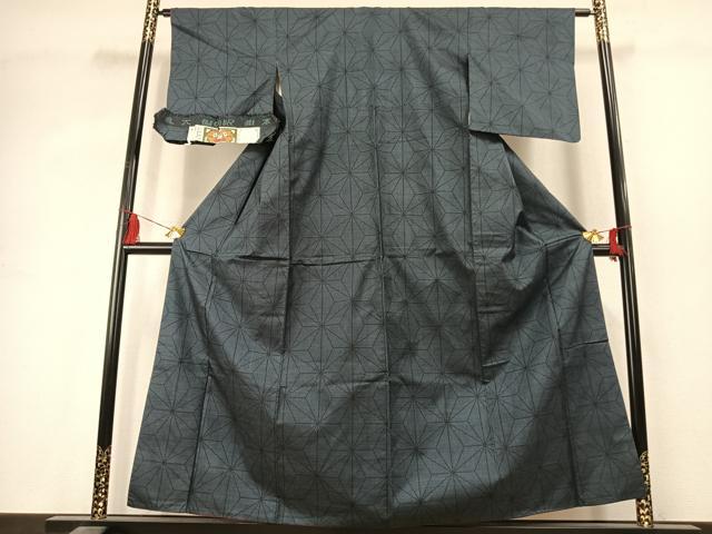 平和屋着物●本場大島紬 麻の葉文様 大島紬商事謹製 証紙付き 正絹 逸品 AABK1670fy