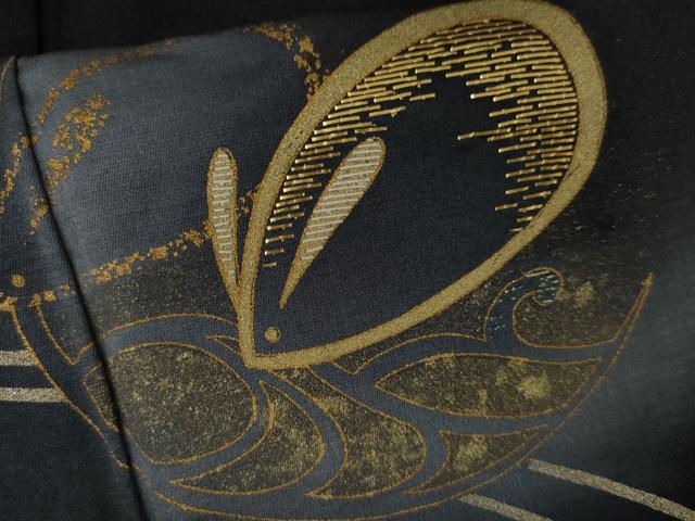 平和屋着物●訪問着 竹屋町刺繍 立波に雪兎 暈し染め 黒地 金糸 金彩 三越扱い 正絹 逸品 AABK1687cs
