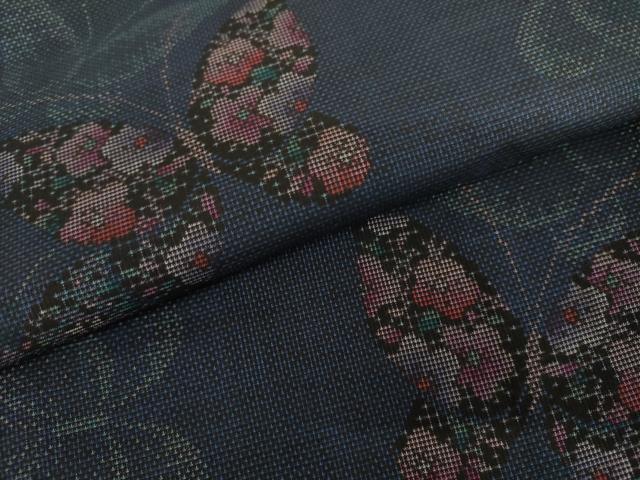 平和屋着物●本場大島紬 カタス9マルキ 花蝶文 正絹 逸品 未使用 AABK1688cs