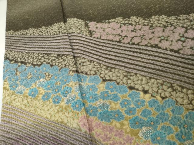 平和屋着物●十日町 名門 滝泰謹製 訪問着 中国三大刺繍 相良刺繍 おぼろ染め 重ね絞り 舞花文 暈し染め 金通し地 正絹 逸品 AABK1738cs