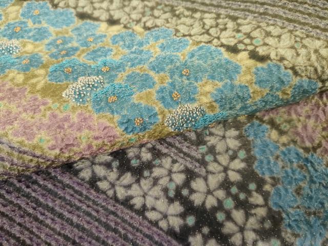 平和屋着物●十日町 名門 滝泰謹製 訪問着 中国三大刺繍 相良刺繍 おぼろ染め 重ね絞り 舞花文 暈し染め 金通し地 正絹 逸品 AABK1738cs