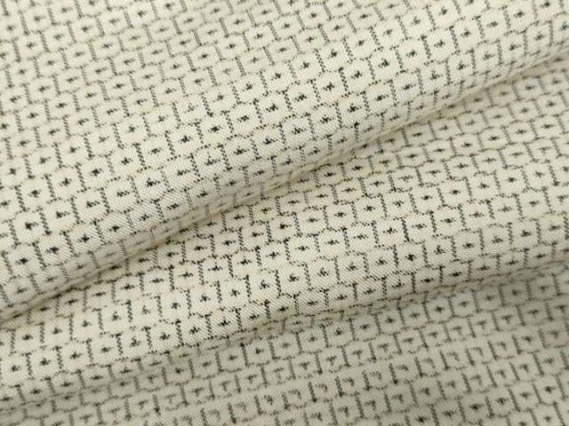 平和屋着物●本場大島紬 白大島 80亀甲 総詰め 正絹 逸品 AABK1756cs