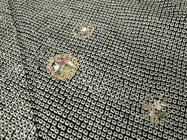 平和屋着物●訪問着 総絞り 刺繍 雪輪花文 黒地 金糸 正絹 逸品 AABK1875ck