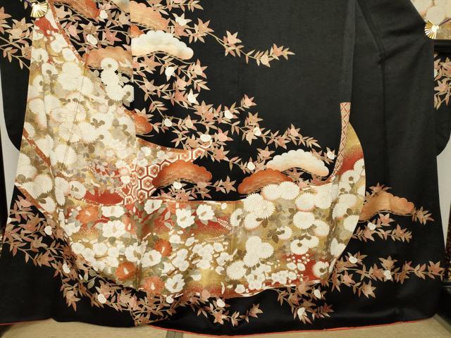 平和屋着物●豪華振袖 駒刺繍 蔓帯花文 黒地 金彩 正絹 逸品 AABK1918ck