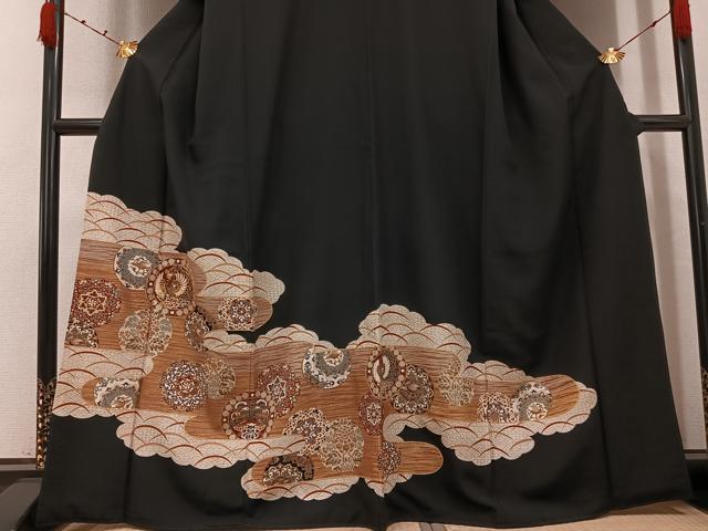 平和屋着物●豪華黒留袖 駒刺繍 鳳凰花文 金彩 正絹 逸品 AABK2138ph