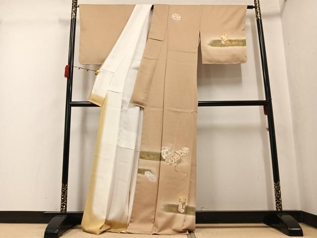 平和屋着物●銀座きしや 訪問着 駒刺繍 松竹梅吉祥文箱文 暈し染め 金彩 正絹 逸品 AABK2216ph