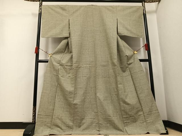 平和屋着物●本場結城紬 重要無形文化財 100亀甲 遠州七宝文 ロング丈 正絹 逸品 未使用 AABK2231ph