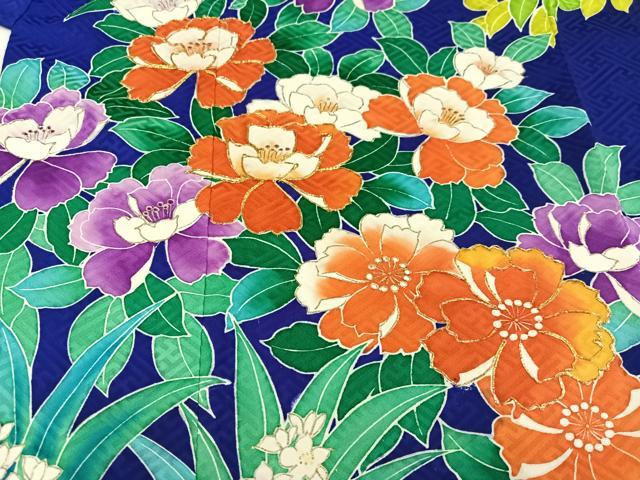 平和屋着物●豪華振袖 駒刺繍 草花文 金彩 正絹 逸品 AABK3203ph