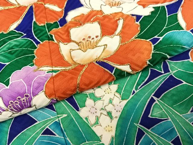 平和屋着物●豪華振袖 駒刺繍 草花文 金彩 正絹 逸品 AABK3203ph
