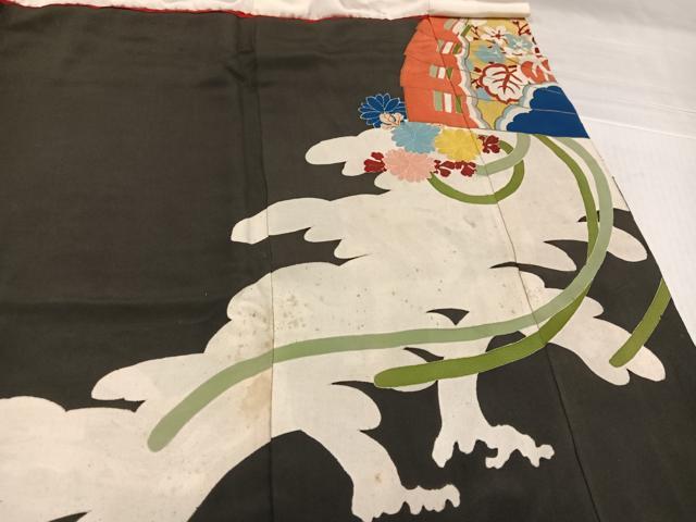 平和屋本店●アンティーク 大正ロマン 振袖 駒刺繍 檜扇草花文 黒地 正絹 逸品 AABK3207ph