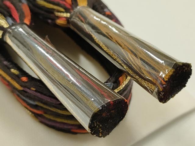 平和屋着物●和装小物 上質な帯締め 平組 八丈草木染 金糸 えり善扱い 木箱付き 正絹 逸品 未使用 AABK4248ay