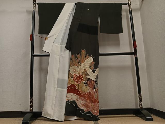 平和屋着物●アンティーク 大正ロマン 黒留袖 駒刺繍 群れ鶴浜松文 正絹 逸品 AABK4334ph