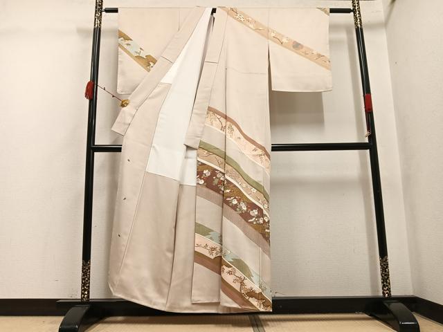 平和屋着物●訪問着 駒刺繍 草花文 金彩 正絹 逸品 未使用 AABK4343ph