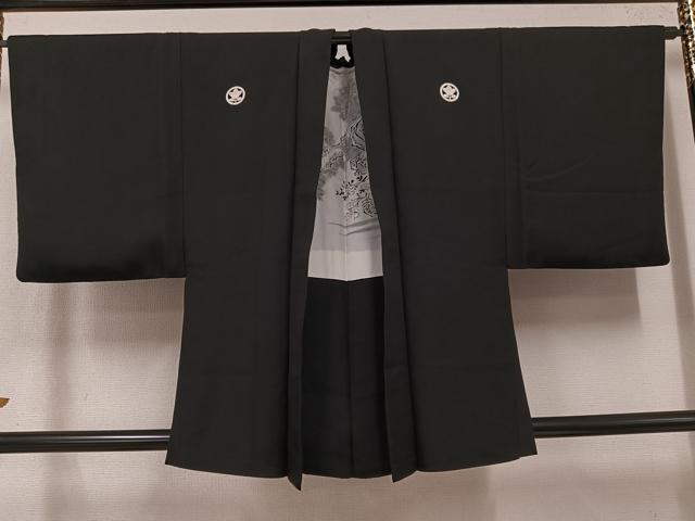平和屋着物●男性 黒紋付・羽織セット 正絹 逸品 AABK4431ph