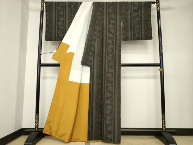 平和屋着物●結城紬 80亀甲 唐草間道 正絹 逸品 AABK4455ck