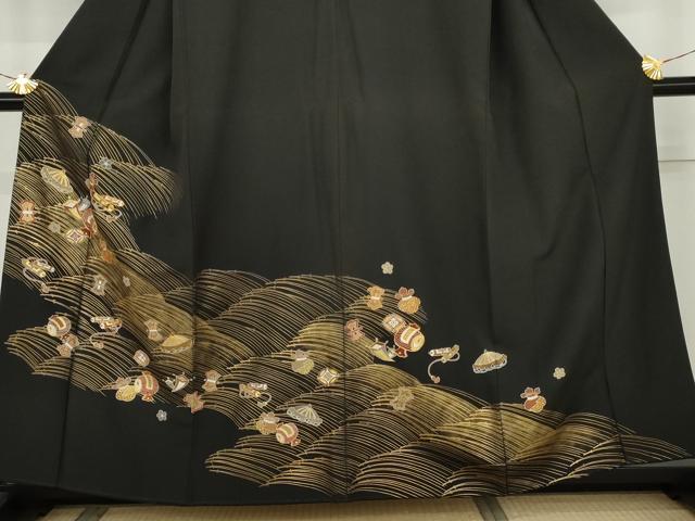 平和屋着物▼豪華黒留袖 駒刺繍 宝尽くし 金彩 正絹 逸品 AABK4606cs