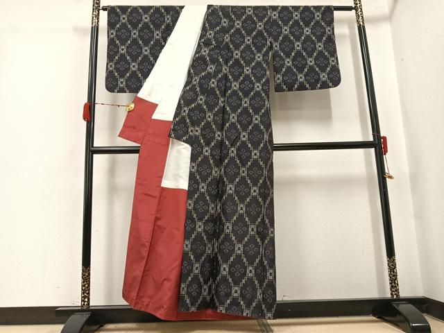 平和屋着物●本場琉球絣 紬 正絹 逸品 AABK5208ph