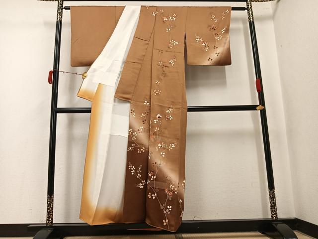 平和屋着物●訪問着 駒刺繍 花蝶文 暈し染め 金彩 正絹 逸品 AABK5248ph