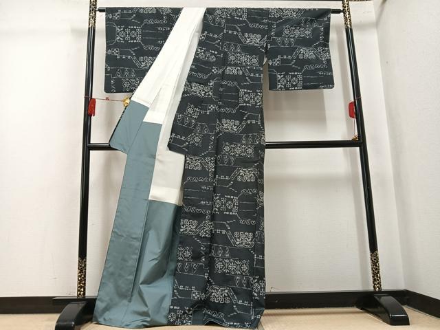 平和屋着物●本場縞大島紬 花尽くし 正絹 逸品 AABK5347ph