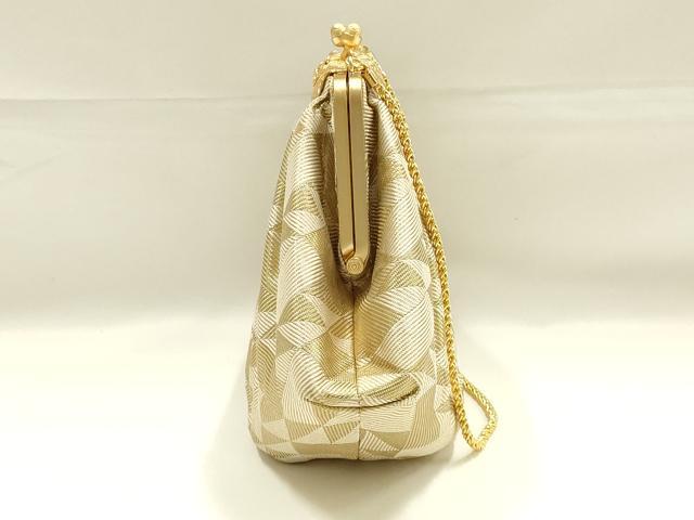 平和屋着物●和装小物 和装バッグ ハンドバッグ 伊と忠 チェーンバッグ パーティーバッグ がま口 鱗模様 金糸 逸品 AABK5529ay