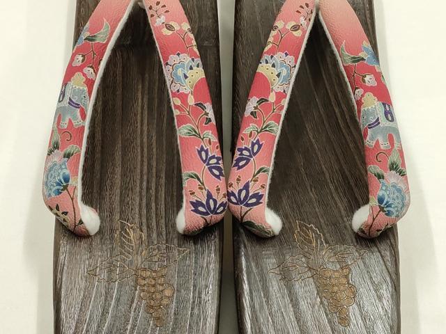 平和屋着物●岡重謹製 OKAJIMA 和装小物 下駄 桐下駄 茶 友禅柄鼻緒 象更紗 浴衣 夏着物 共箱付き 逸品 未使用 AABK5555ay