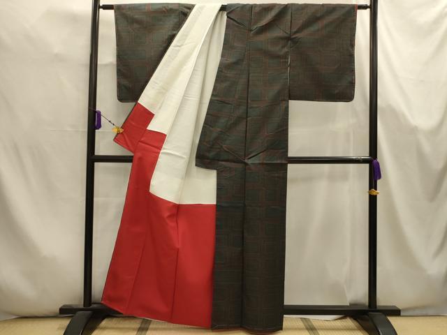 平和屋着物■本場大島紬 7マルキ 幾何学文様 正絹 逸品 AABK5674sx