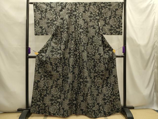 平和屋着物■本場大島紬 花唐草文 黒地 正絹 逸品 AABK5690sx