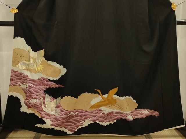 平和屋着物■豪華黒留袖 刺繍 立波飛鶴文 金銀糸 金彩 正絹 逸品 AABK5704sx