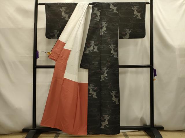 平和屋着物■上質な紬 流水飛鳥文 黒地 正絹 逸品 AABK5944sx