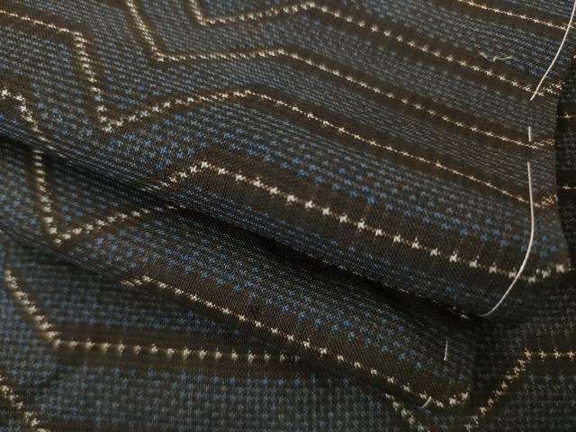 平和屋着物●本場大島紬 7マルキ 幾何学文様 正絹 逸品 AABK6223ck