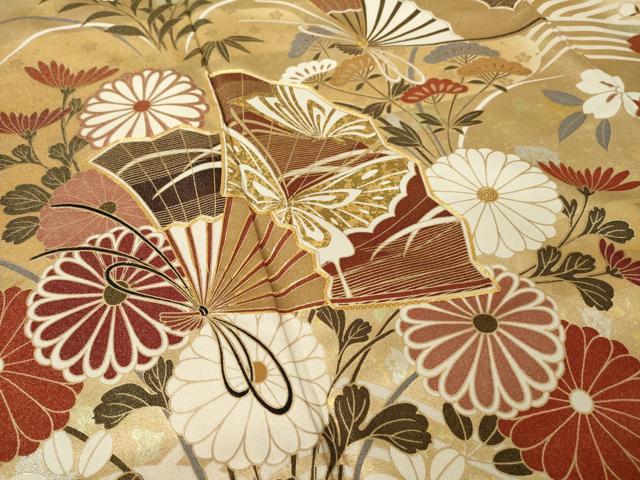 平和屋着物●豪華振袖 駒刺繍 扇面花蝶文 暈し染め 金彩 金通し地 正絹 逸品 AABK6240ck