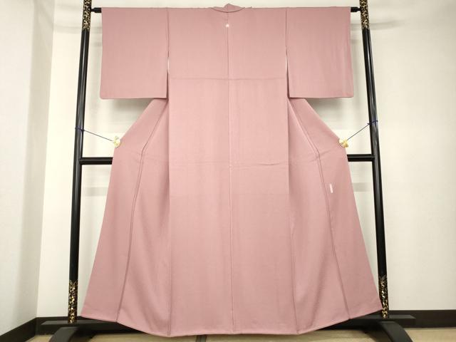 平和屋着物●上質な色無地 作家物 絡品草木 紋意匠 退紅色 正絹 逸品 AABK6265ck