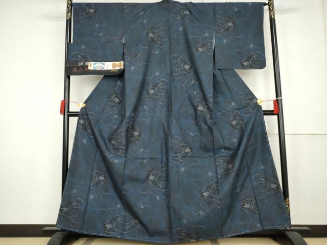 平和屋着物●藍造り国選定無形文化財 藍師・佐藤昭人 藍染:平俊郎 本場大島紬 純泥染 9マルキ 手織り 証紙付き 正絹 逸品 AABK6353cs