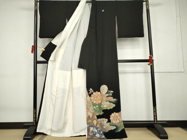 平和屋着物●豪華黒留袖 作家物 駒刺繍 正倉院花文 暈し染め 金彩 正絹 逸品 AABK6445cs