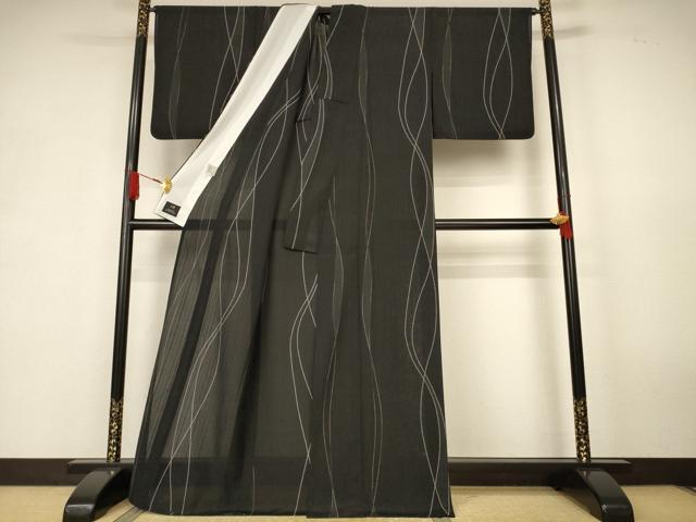 平和屋着物*夏物 小紋 紗 23区 よろけ縞 黒地 洗える着物 AABK6532jd