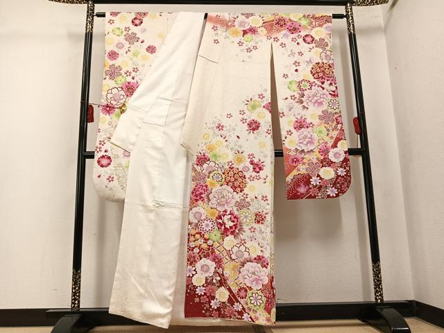 平和屋着物●豪華振袖 刺繍 花蝶文 暈し染め 金銀彩 銀通し地 正絹 逸品 AABK7076ph