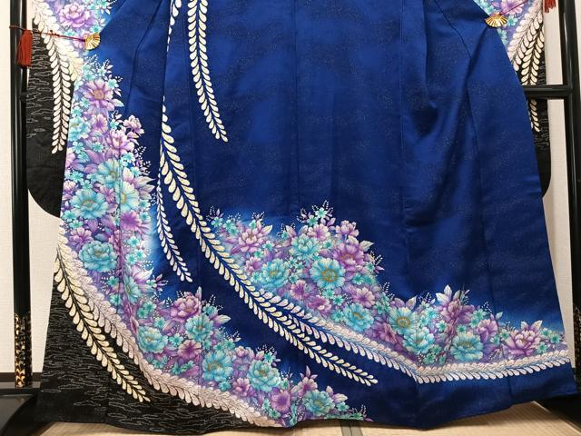 平和屋着物●豪華振袖 絞り 草花文 暈し染め 銀通し地 正絹 逸品 AABK7130ph