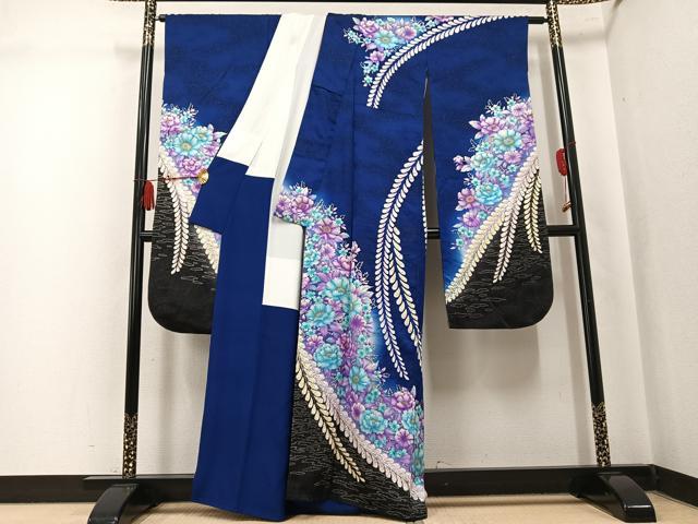 平和屋着物●豪華振袖 絞り 草花文 暈し染め 銀通し地 正絹 逸品 AABK7130ph