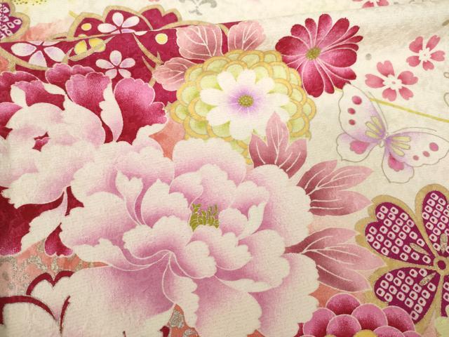 平和屋着物●豪華振袖 刺繍 舞花文 暈し染め 金銀彩 銀通し地 正絹 逸品 AABK7345ck