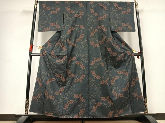 平和屋着物●本場大島紬 7マルキ 花唐草文 正絹 逸品 未使用 AABK7579fy
