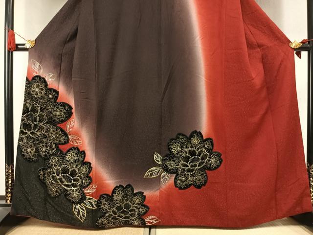 平和屋着物●訪問着 総刺繍 駒刺繍 草花文 暈し染め 金銀糸 ベロア やまと誂製 正絹 逸品 AABK7665fy