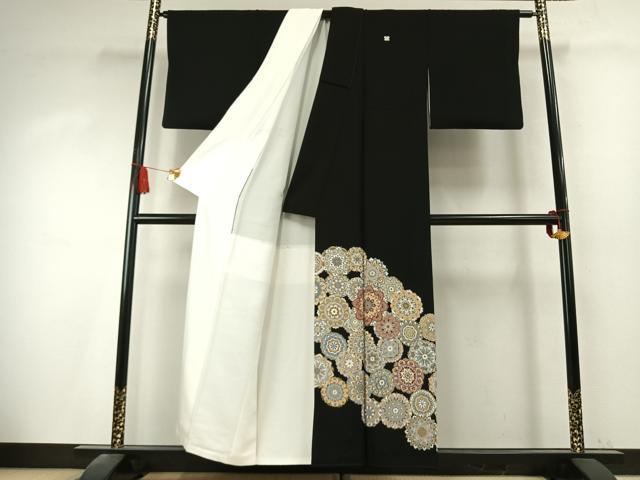 平和屋着物●豪華黒留袖 吉祥花文 金彩 正絹 逸品 AABK7667fy