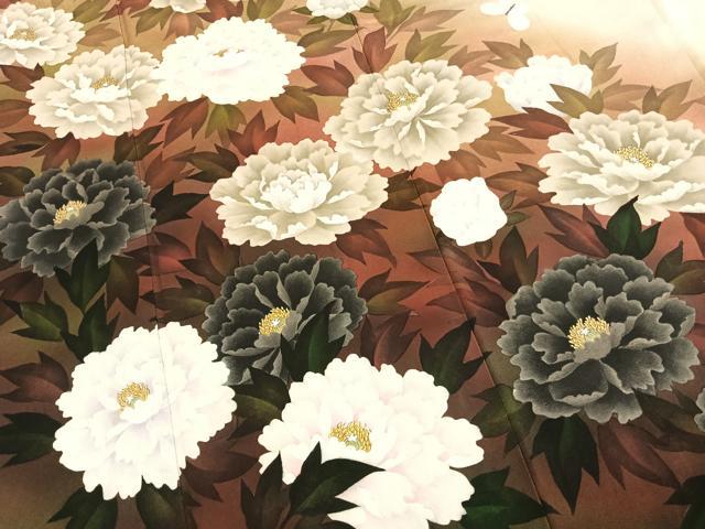 平和屋着物●染色作家 おだに武士 訪問着 手描き 花蝶文 暈し染め 金彩 正絹 逸品 AABK7725fy