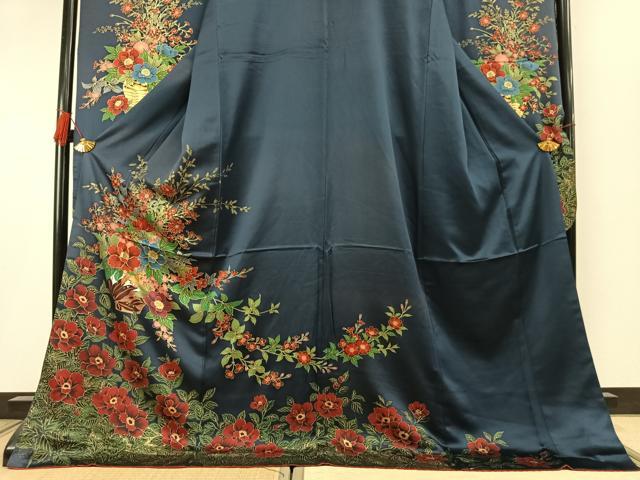 平和屋着物●豪華振袖 駒刺繍 草花文 金彩 正絹 逸品 AABK7884fy